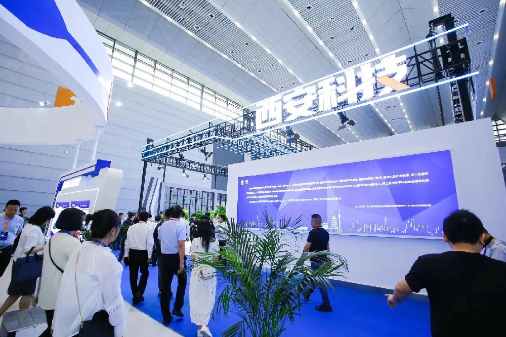 聚焦！科博会上青少年人工智能科创教育基地再引关注